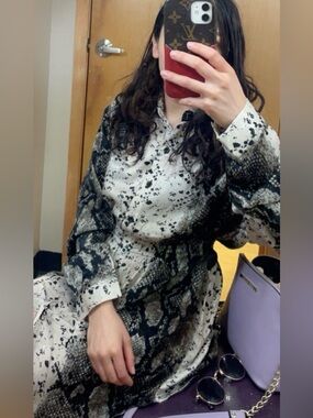 Windsor Black White Brown Snakeskin Print Blouse